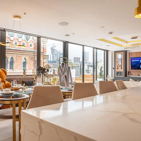 Apartament Saint Paul - Unrivalled 3br Penthouse With Hot Tub Leeds (West Yorkshire)