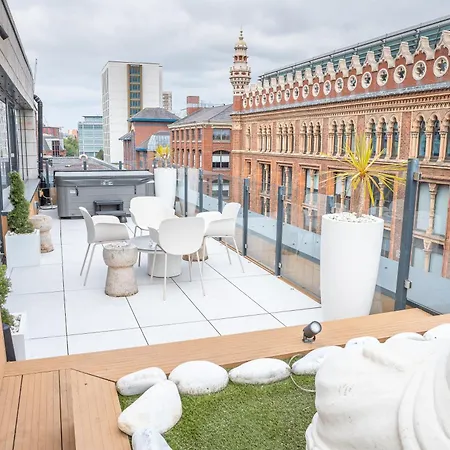 Saint Paul - Unrivalled 3br Penthouse With Hot Tub