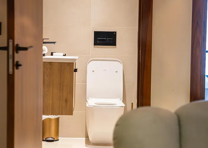 Saint Paul - Unrivalled 3br Penthouse With Hot Tub * Leeds (West Yorkshire)