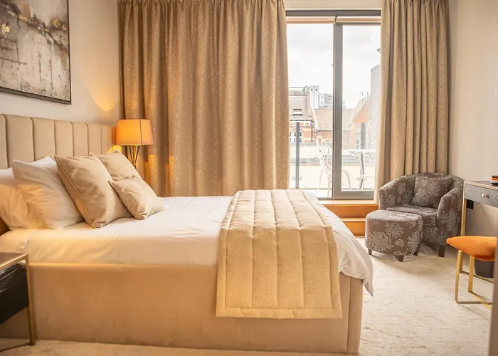 Lejlighed Saint Paul - Unrivalled 3br Penthouse With Hot Tub *