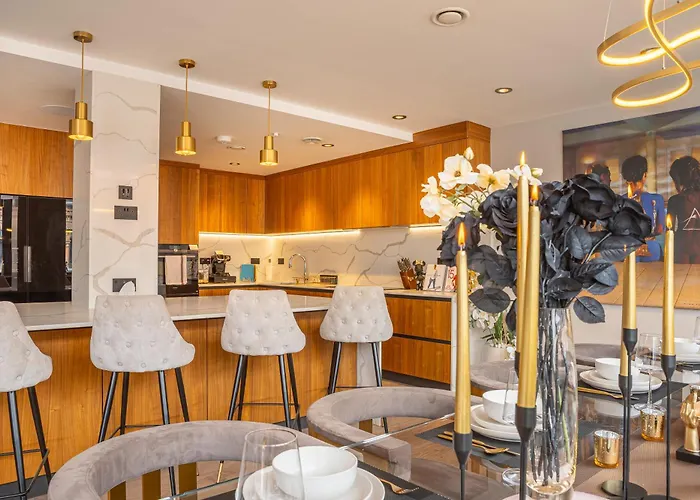 Saint Paul - Unrivalled 3br Penthouse With Hot Tub Lejlighed Leeds (West Yorkshire)