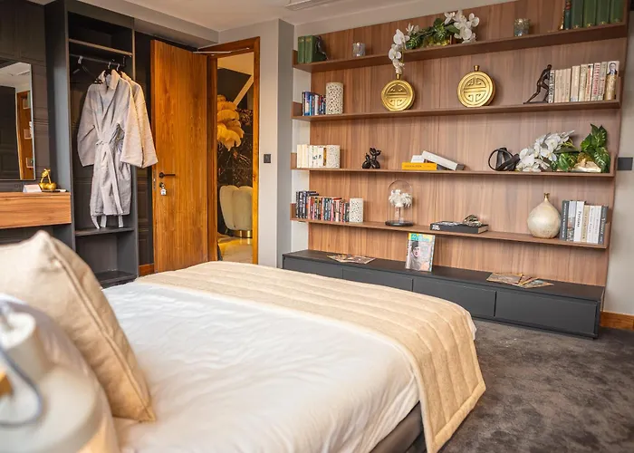 Saint Paul - Unrivalled 3br Penthouse With Hot Tub Lejlighed *