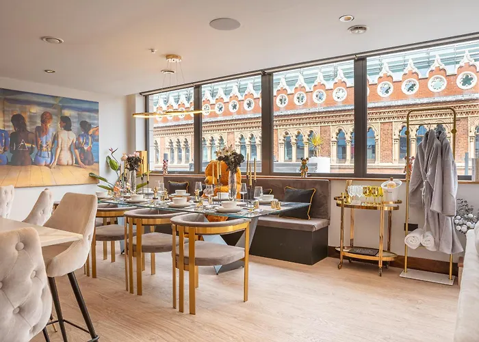 Saint Paul - Unrivalled 3br Penthouse With Hot Tub Апартаменты *